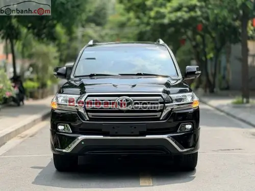 Giá Xe Toyota Land Cruiser Vx-x8 Năm Sản Xuất 2015