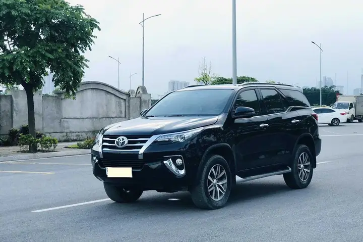 Gia Xe Toyota Nhap Khau 2018