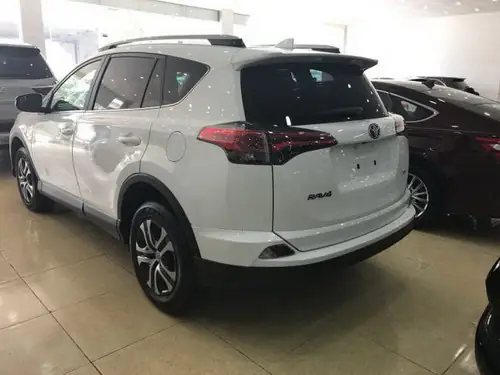 Giá Xe Toyota Rav4 2017 Tại Việt Nam Giá Xe Toyota Rav4 2017 Tại Việt Nam