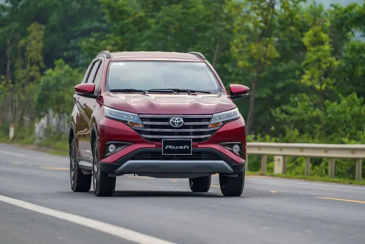 Giá Xe Toyota Rush Tại Việt Nam