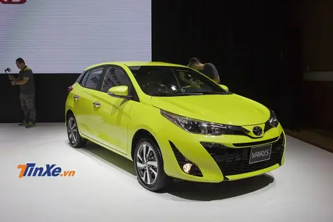 Giá Xe Toyota T8 2019 Lăn Bánh