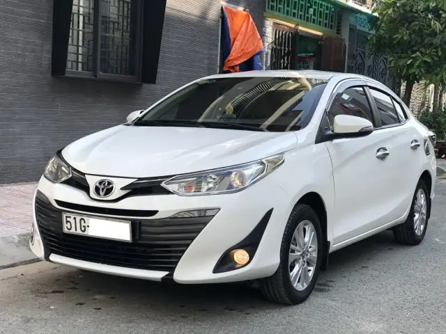 Giá Xe Toyota Vios 2018 Màu Trắng