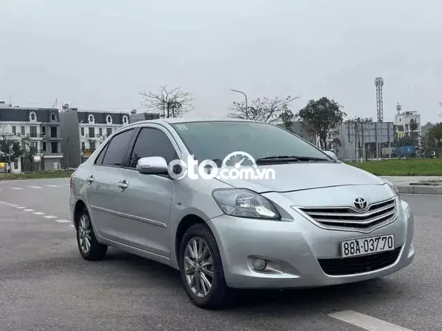 Gia Xe Toyota Vios So Tu Dong Doi 2013
