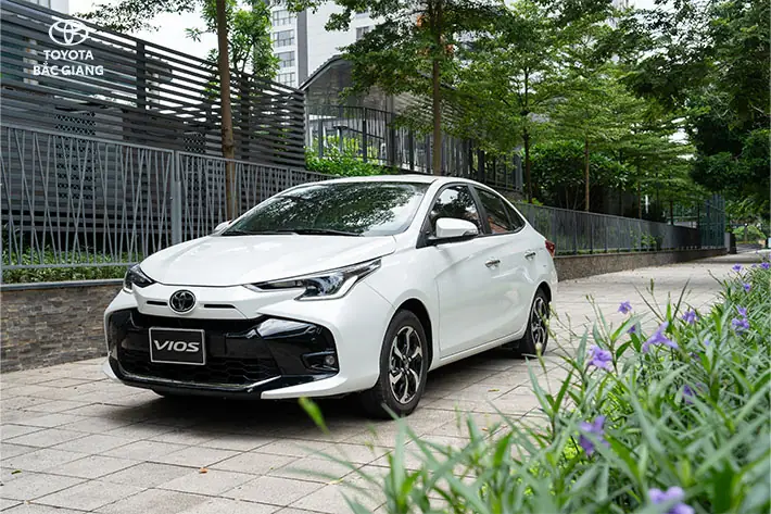 Gia Xe Toyota Vios Tai Uc