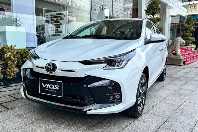 Gia Xe Toyota Vios Tai Uc