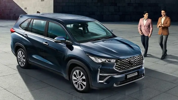 Giới Thiệu Xe Innova Toyota 7 Chỗ Giới Thiệu Xe Innova Toyota 7 Chỗ