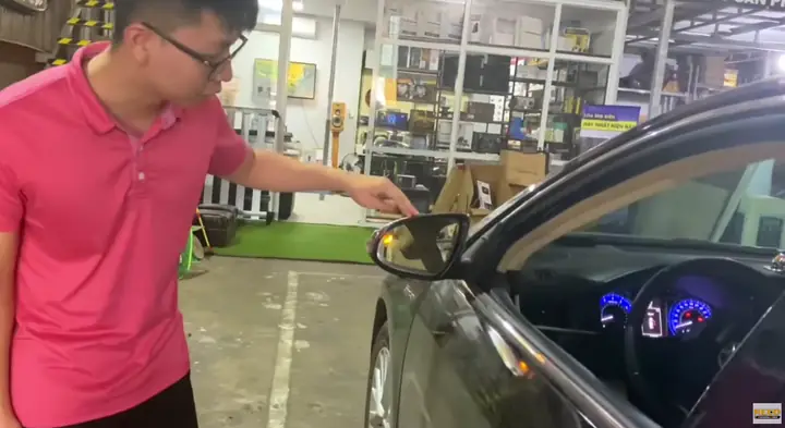Hệ Thống Cảnh Báo Điểm Mù Toyota Hệ Thống Cảnh Báo Điểm Mù Toyota