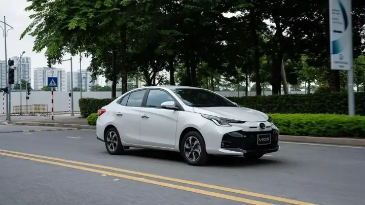 Headroom Of Toyota Vios 1.5 2017