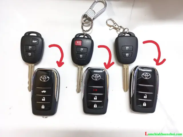 Hiện Tượng Không Khóa Đuoc Xe Toyota Bang Chìa