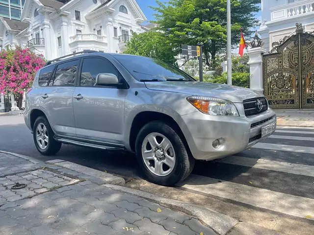 Hinh Anh Toyota 2.4 Rav4 2008