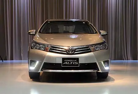 Hinh Anh Xe Toyota Altis 2016