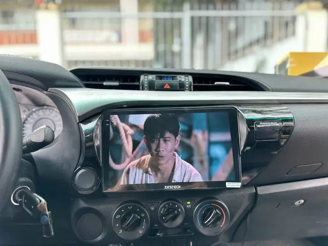 Hình Ảnh Xe Toyota Hilux 2018