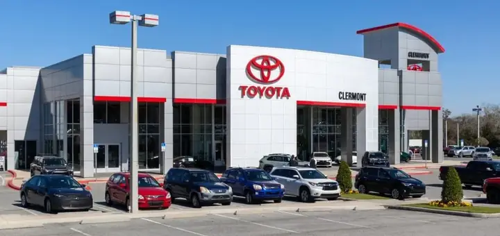 How Many Toyota Dealers In Usa