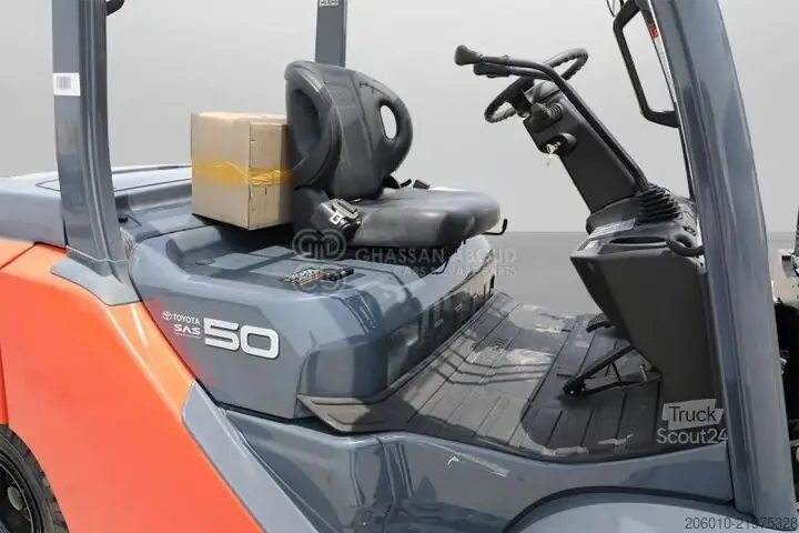 How To Open Toyota Forklift Engine Cover