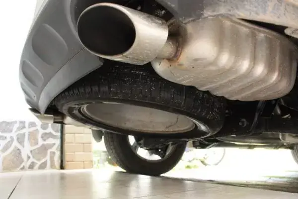 Hướng Dẫn Thay Lốp Dự Phòng Ô Tô Toyota