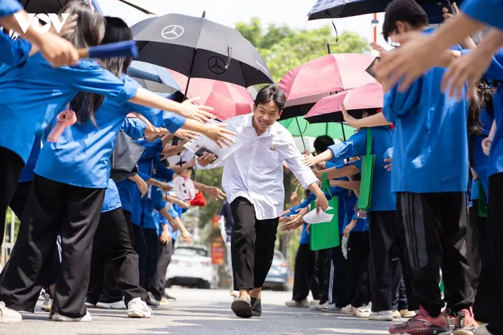 Huỳnh Tú Toyota Phú Mỹ Hưng
