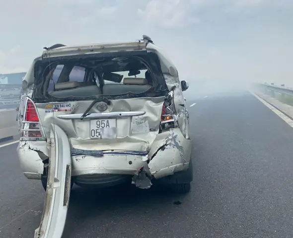 Innova Nát Bấy Tại Toyota Cần Thơ Innova Nát Bấy Tại Toyota Cần Thơ