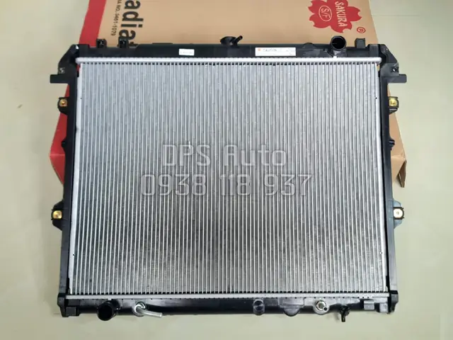 Két Nước Làm Mát Trên Xe Toyota Fortuner 2016