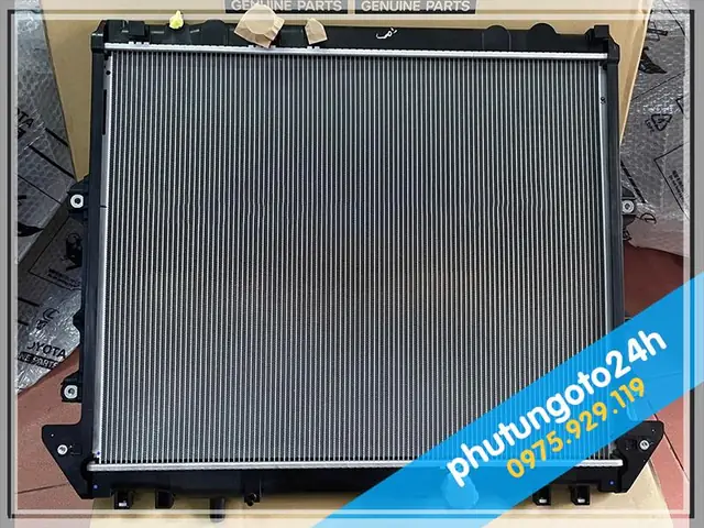 Két Nước Trên Xe Toyota Fortuner 2016