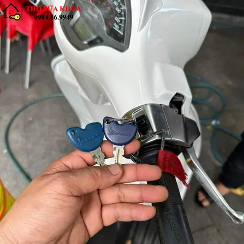 Khóa Chống Trộm Xe Máy Liền Chìa Toyota Ta-04