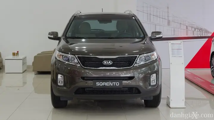 Kia Sorrento 2016 Vs Toyota Fortuner Kia Sorrento 2016 Vs Toyota Fortuner