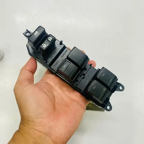 Kiểm Tra Công Tắc Power Của Toyota Prius