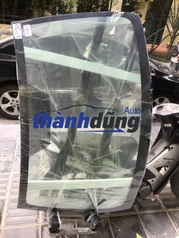 Kính Chắn Gió Theo Xe Toyota Altis 2004 Kính Chắn Gió Theo Xe Toyota Altis 2004