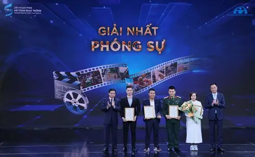 Liên Hoan Film Ve Tan Toan Giao Thong Toyota Liên Hoan Film Ve Tan Toan Giao Thong Toyota