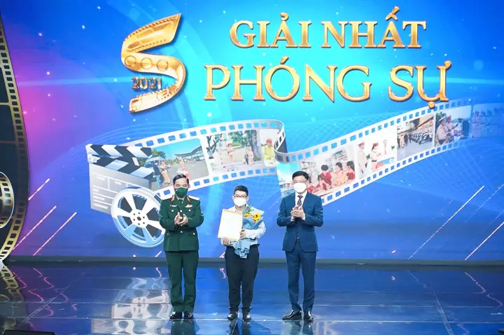 Liên Hoan Film Ve Tan Toan Giao Thong Toyota Liên Hoan Film Ve Tan Toan Giao Thong Toyota