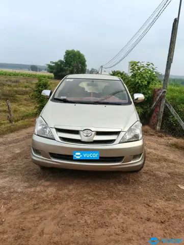 Loi Vu Ga Toyota Inova 2008