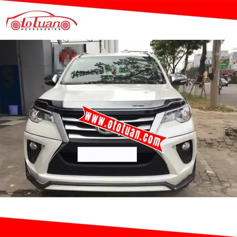 Lướt Gió Capo Toyota Fortuner Chữ Đỏ