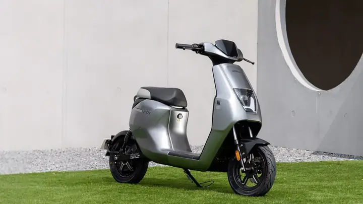 Mạch Điện Tửchống Đuôi Xe Toyota Mạch Điện Tửchống Đuôi Xe Toyota