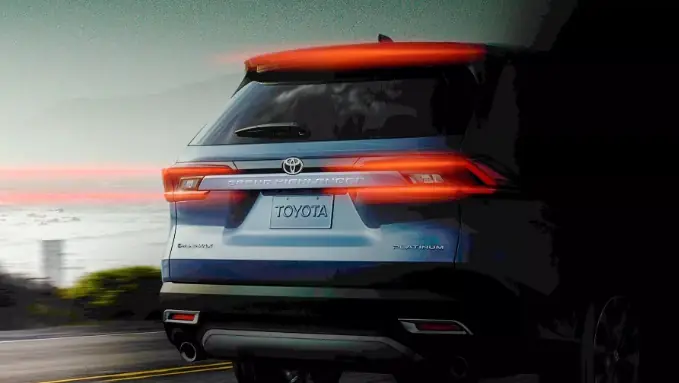 Mẫu Toyota 7 Chổ Cỡ Lớn