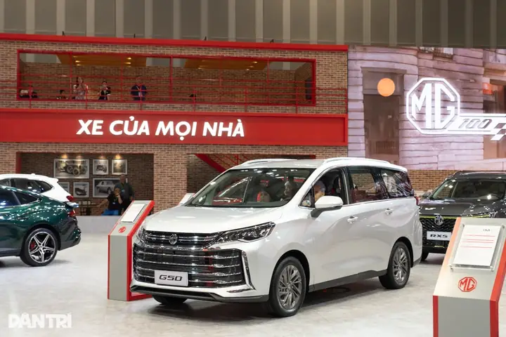Một Số Đối Thủ Của Xe Toyota Innova