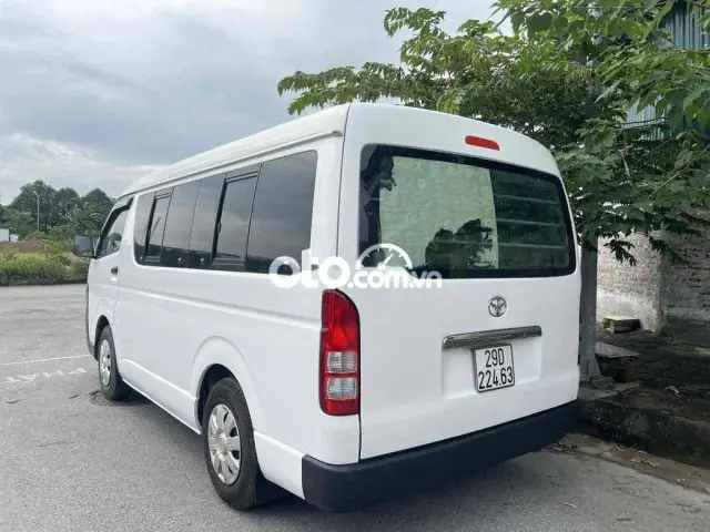Mua Bán Toyota Hiace Đời 2011