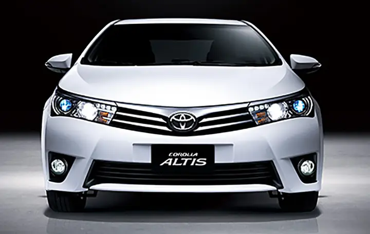 Mua Xe Toyota Corolla 2.0 Đời 2014 Mau Den