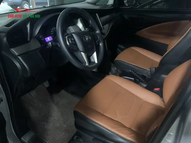 Nội Thất Toyota Innova E 2019