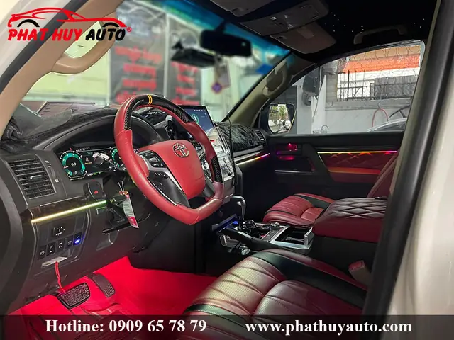 Nội Thất Toyota Land Cruiser 2009