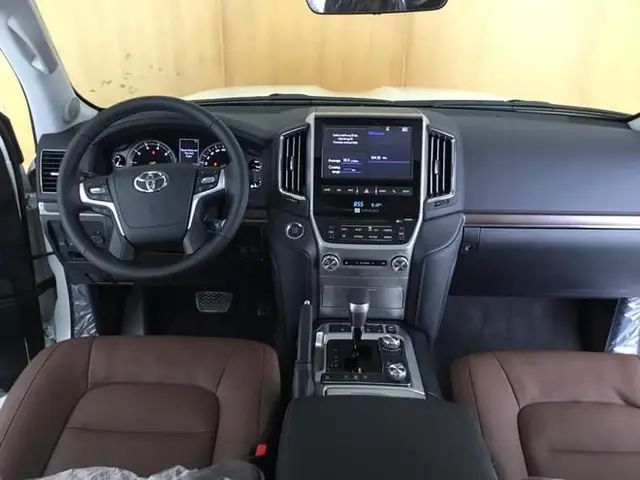 Nội Thất Toyota Land Cruiser 2009