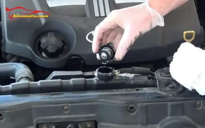 Nước Làm Mát Toyota Giá Bao Nhiêu