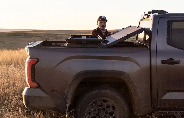 Peragon.com 16 Toyota Tacoma Retractable Truck Bed Cover Peragon.com 16 Toyota Tacoma Retractable Truck Bed Cover