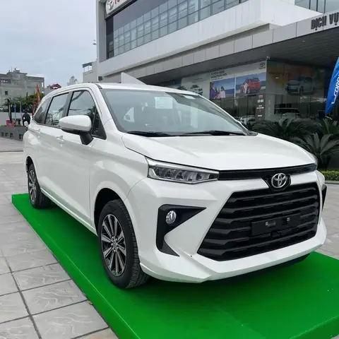 Ph Xe Lan Banh Toyota Avanza