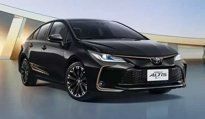 Phien Ban Toyota Corolla Altis 2015