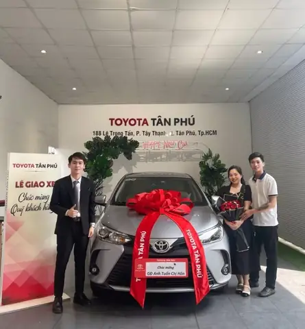 Qui Trinh Giao Xe Mới Cho Khách Hàng Toyota