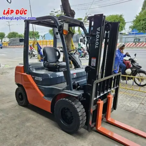 Sách Cài Đặt Xe Nâng Toyota Sách Cài Đặt Xe Nâng Toyota