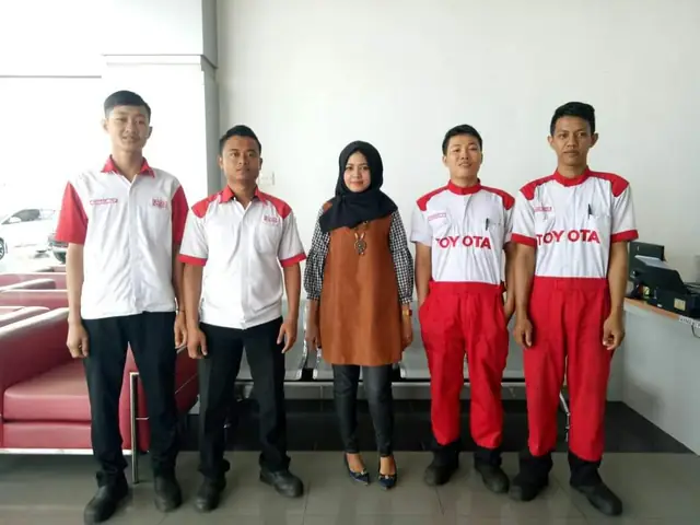 Sakochi Toyoda Va Toyota Sa Ch