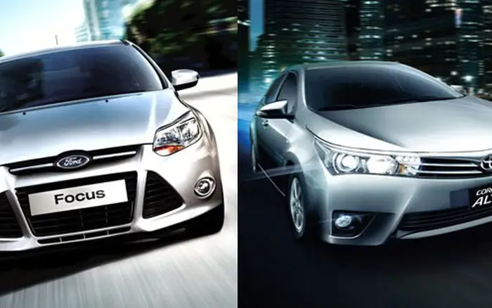 So Sanh Focus Titanium Và Toyota Altis 2017