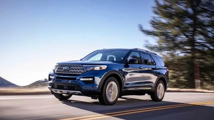 So Sánh Ford Explorer Và Toyota Highlander
