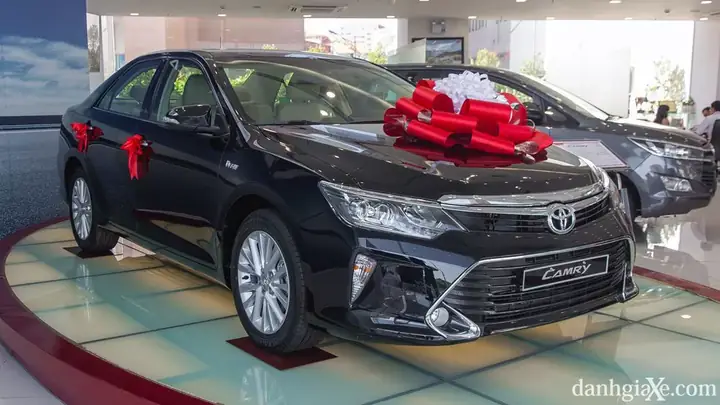 So Sánh Nhanh Toyota Camry 2018 Và Mazda 6 2018 So Sánh Nhanh Toyota Camry 2018 Và Mazda 6 2018