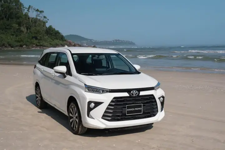 So Sánh Suzuki Ertiga Và Toyota Avanza